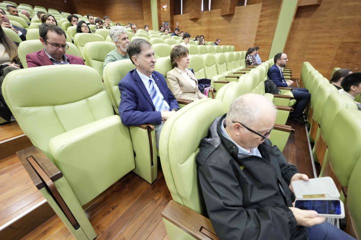 UPT Master of Quantum Computing, Timisoara, October 2, 2024